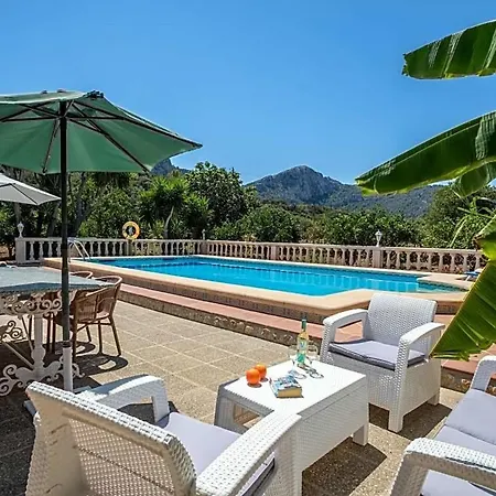 Sleeps 6 Pool Air Con Wifi * Pollenca